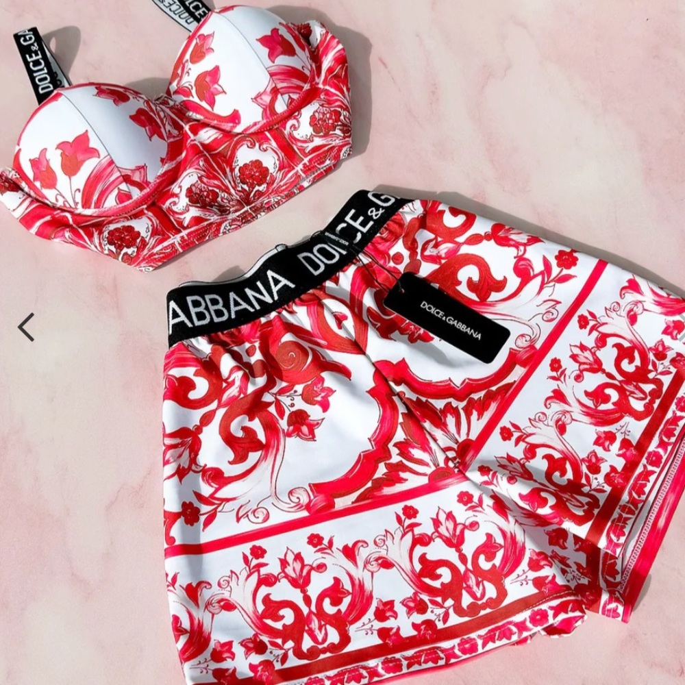 D.u..p.e D&G set